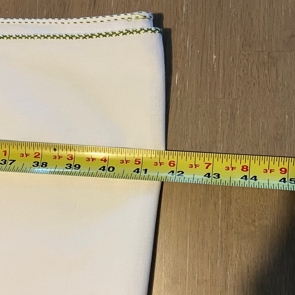 Vintage Rectangular White Cotton Tablecloth with Colorful Appliqué 83” L x 66” W - Picture 4 of 8